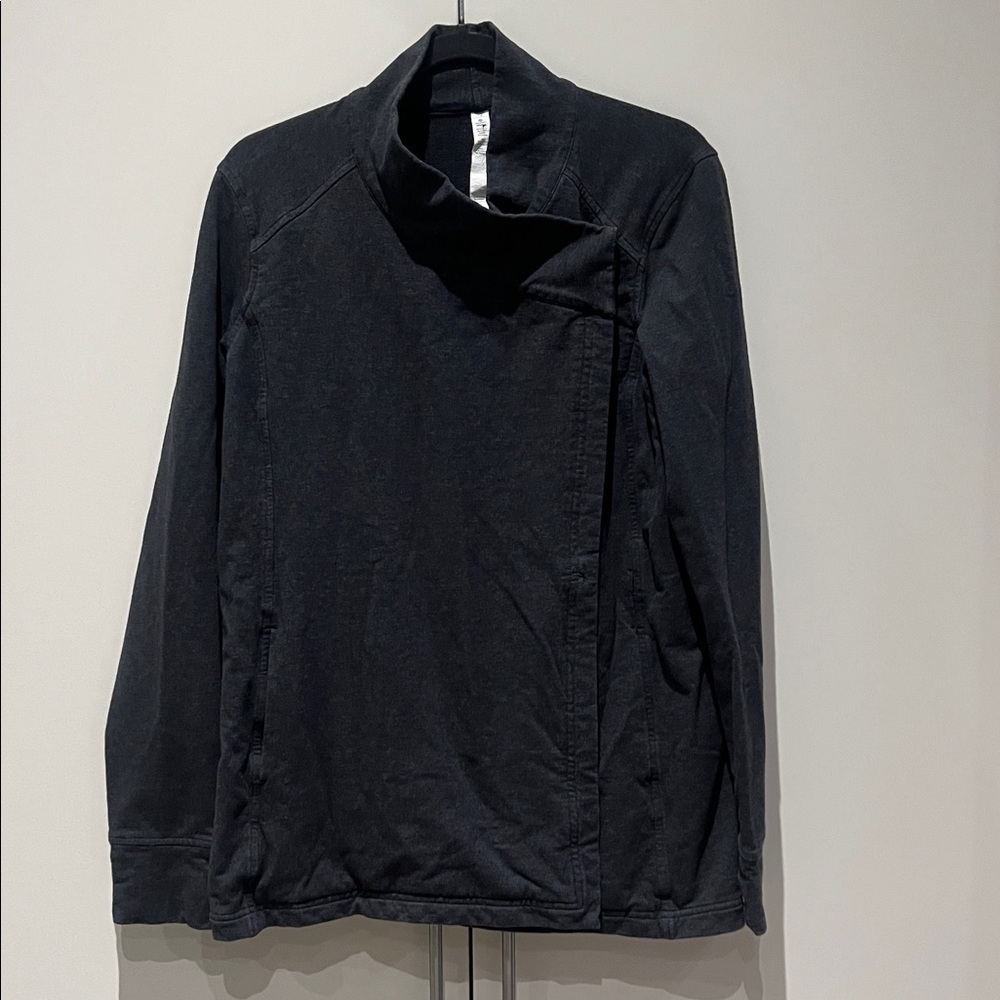 Lululemon Coast Wrap II